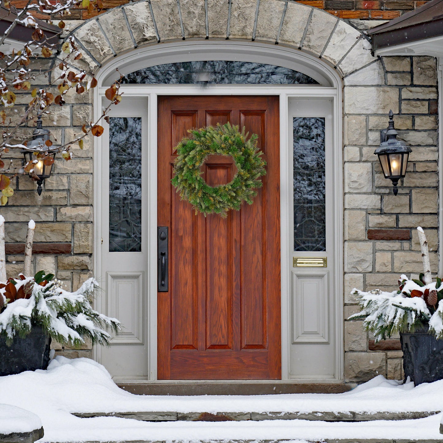 Cashmere Pine Artificial Christmas Wreaths