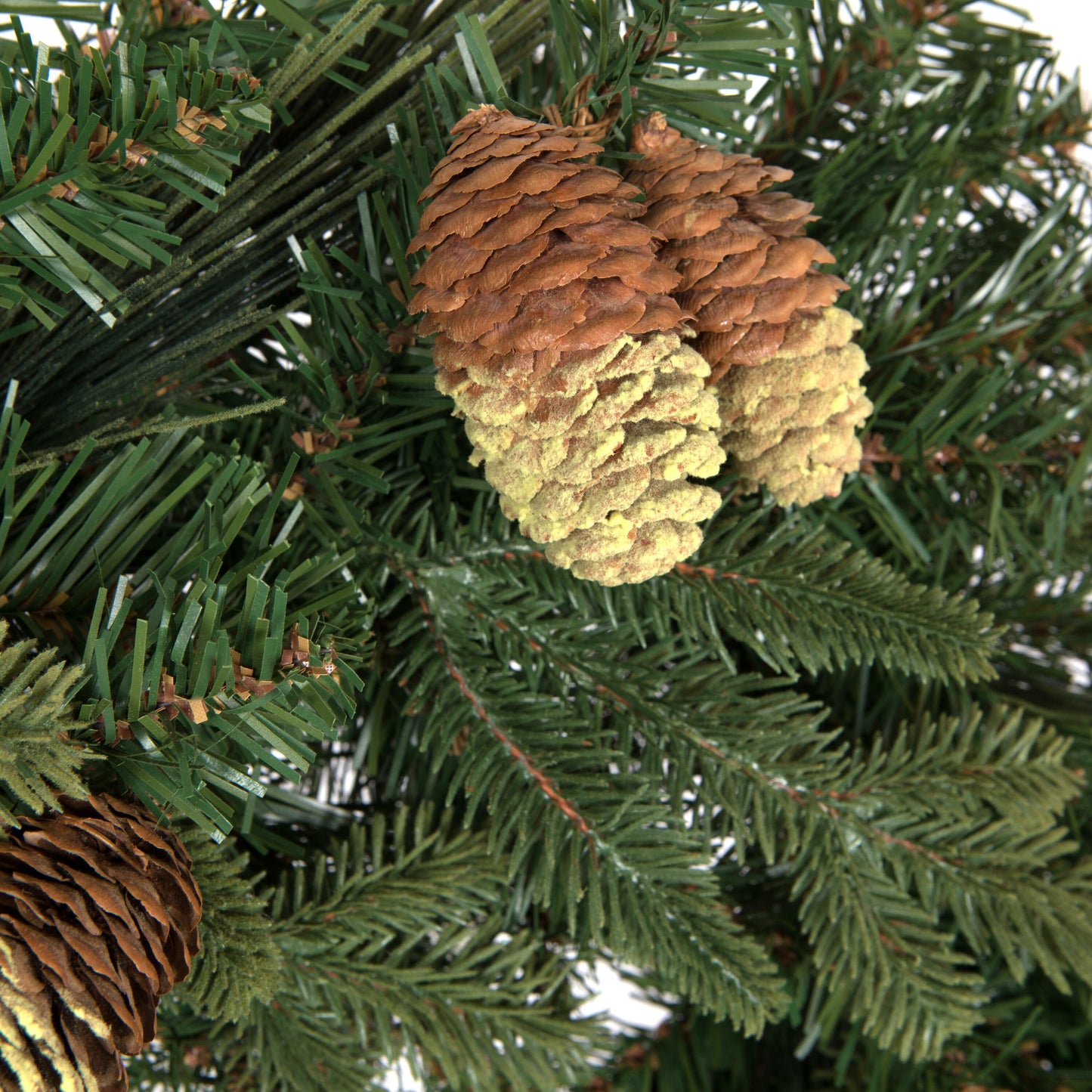 Emerald Mixed Fir 9' Artificial Christmas Garlands