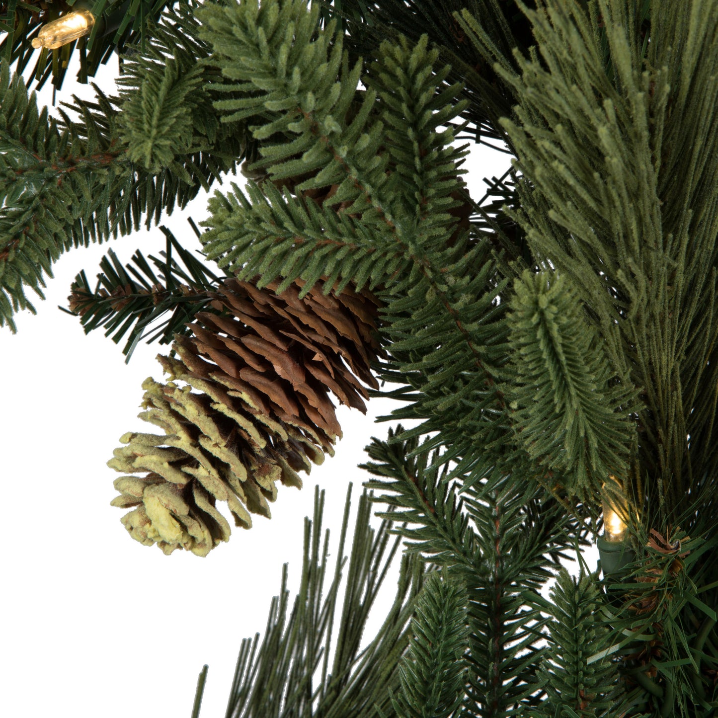 Emerald Mixed Fir Artifical Chrsitmas Wreaths