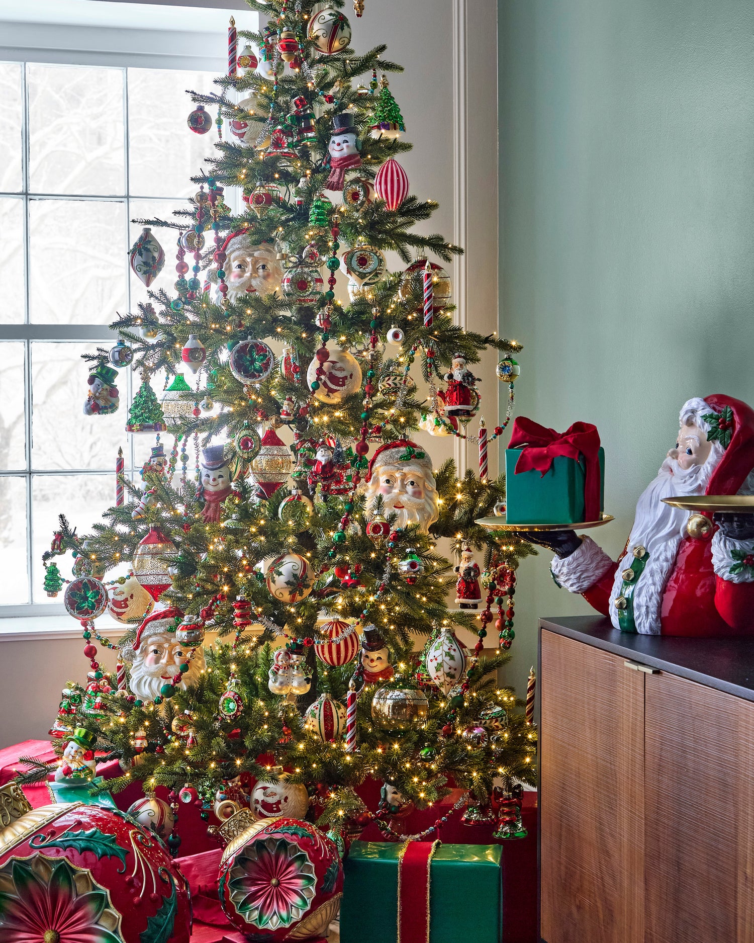 Treasured Moments Christmas Decorations Collection