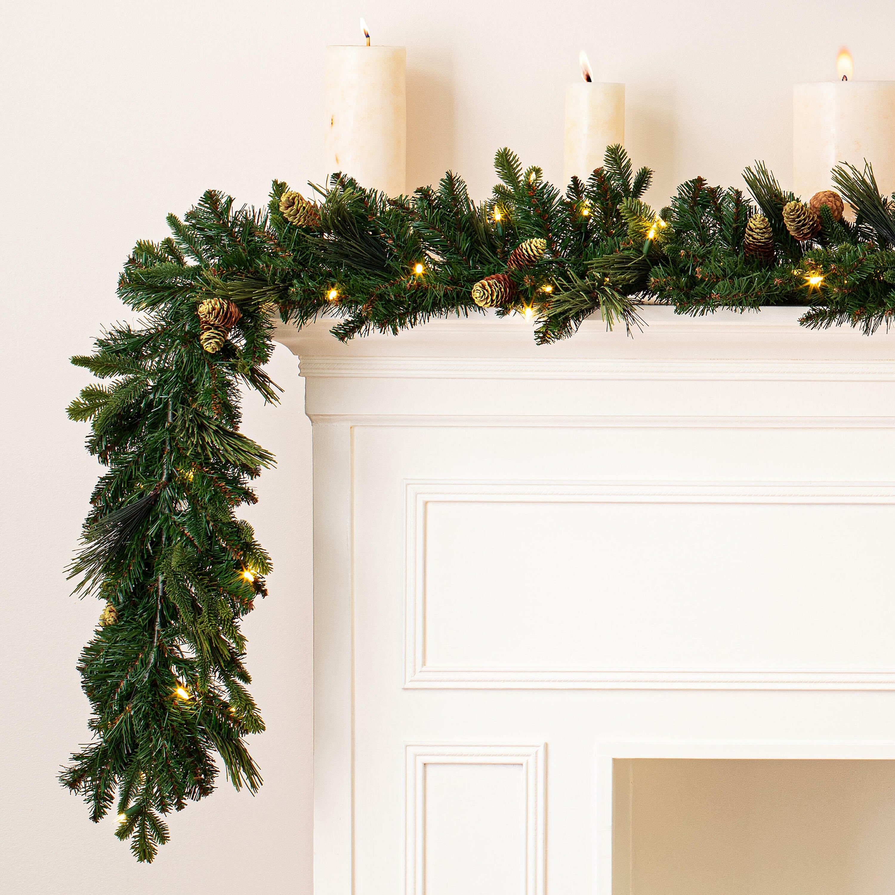 Emerald Mixed Fir 9' Artificial Christmas Garlands